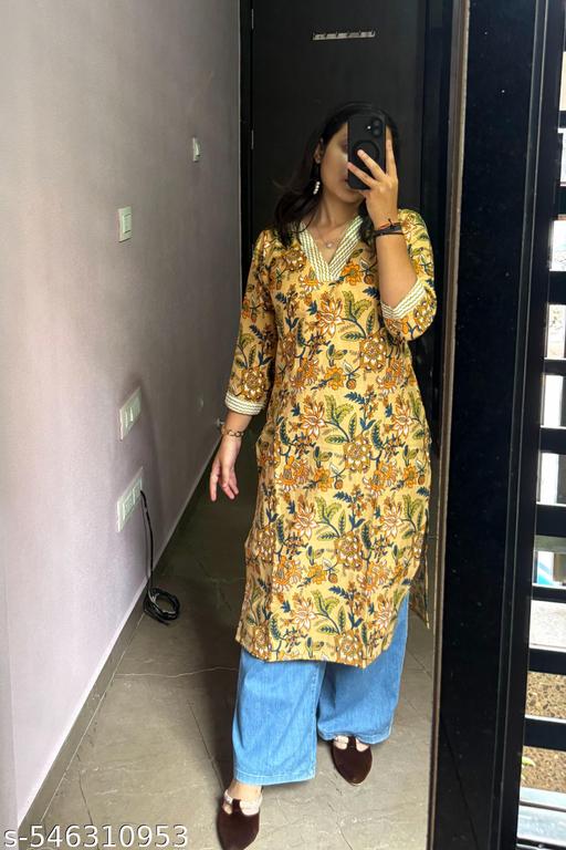Elegant Cotton Printed V-Neck Kurti